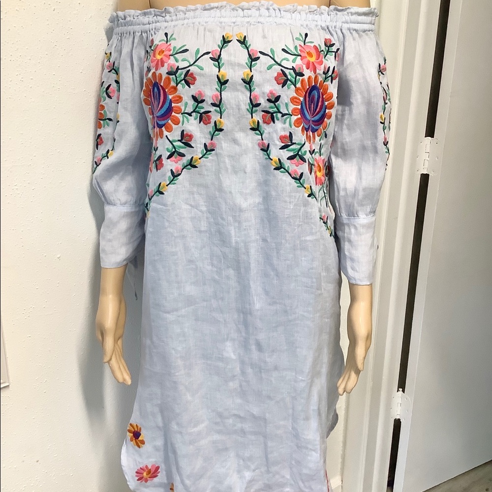Embroidered light blue linen midi dress
